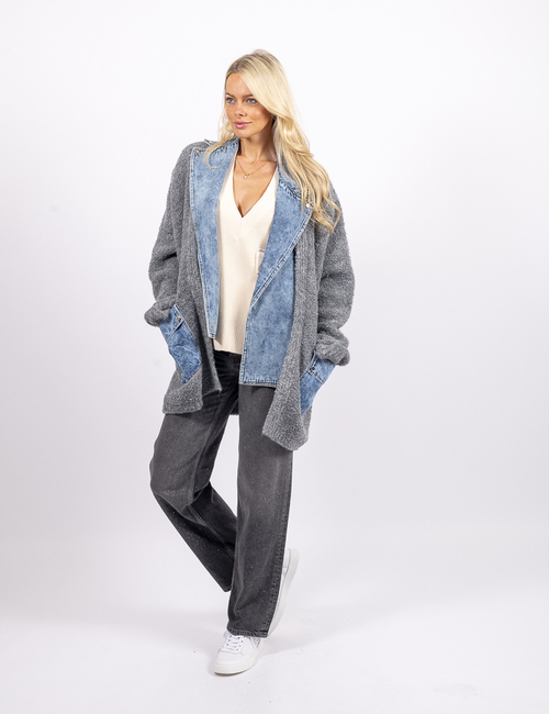 LiuJo-Winterlook-webshop-Damesmode-2.jpg