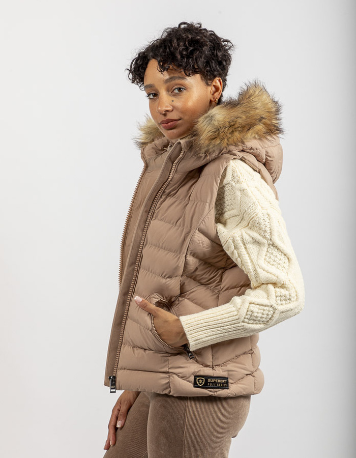 Superdry bodywarmer camel