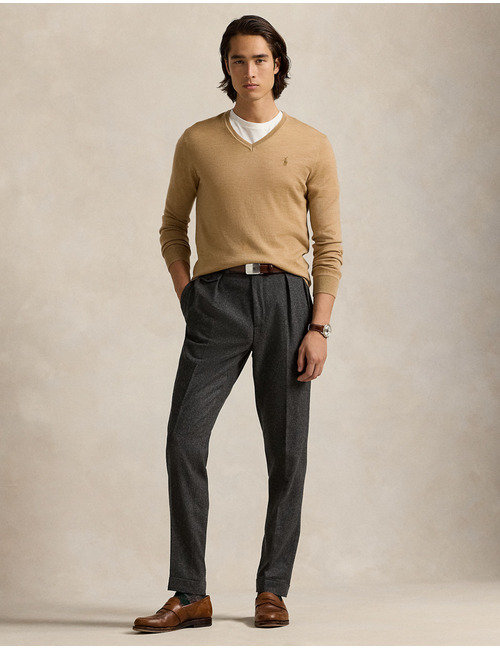 SLIM FIT WASHABLE WOOL V-NECK SWEATER