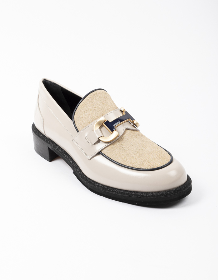 Pertini mocassin met hak beige